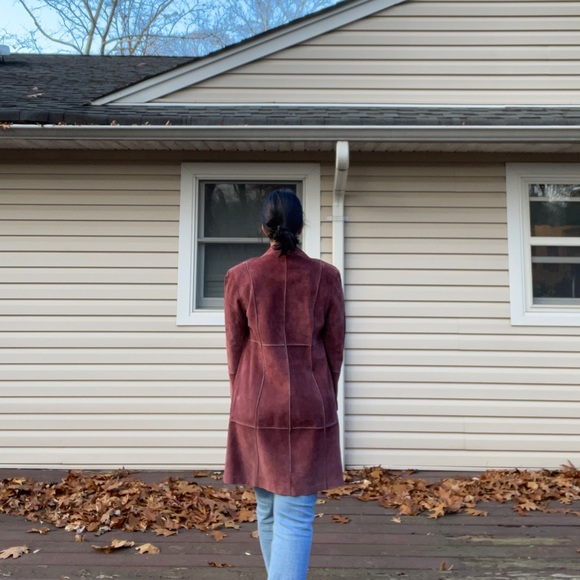 Suede women’s maroon jacket size medium - Picture 8 of 10